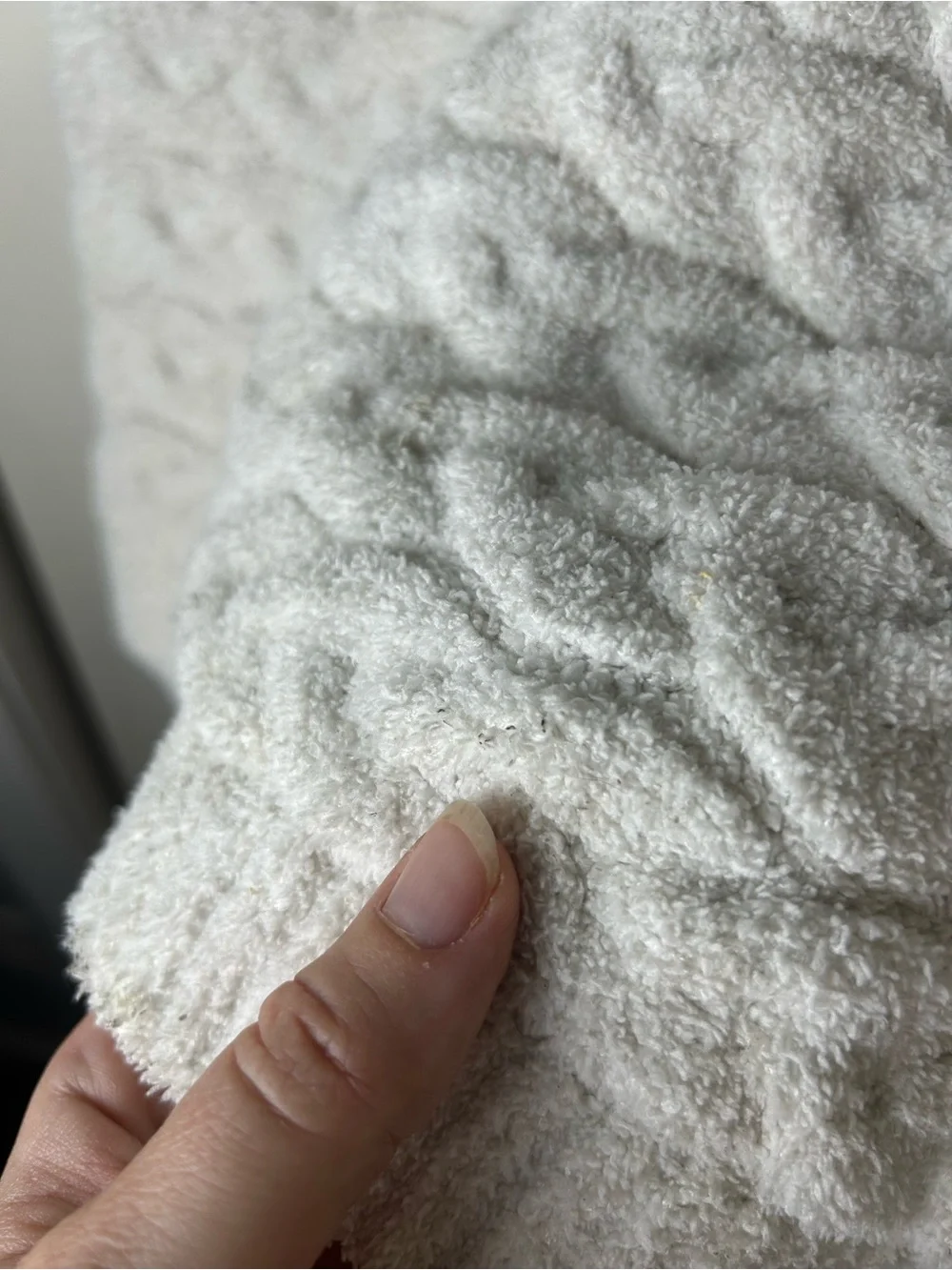 Novogratz Cable Sweater Knit Baby Blanket White Chenille Soft Security Lovey